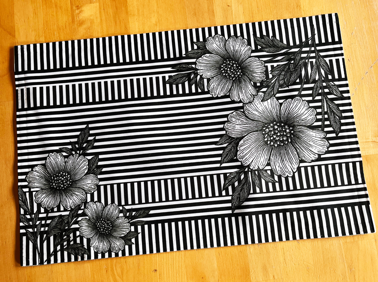 PB Flower Placemat
